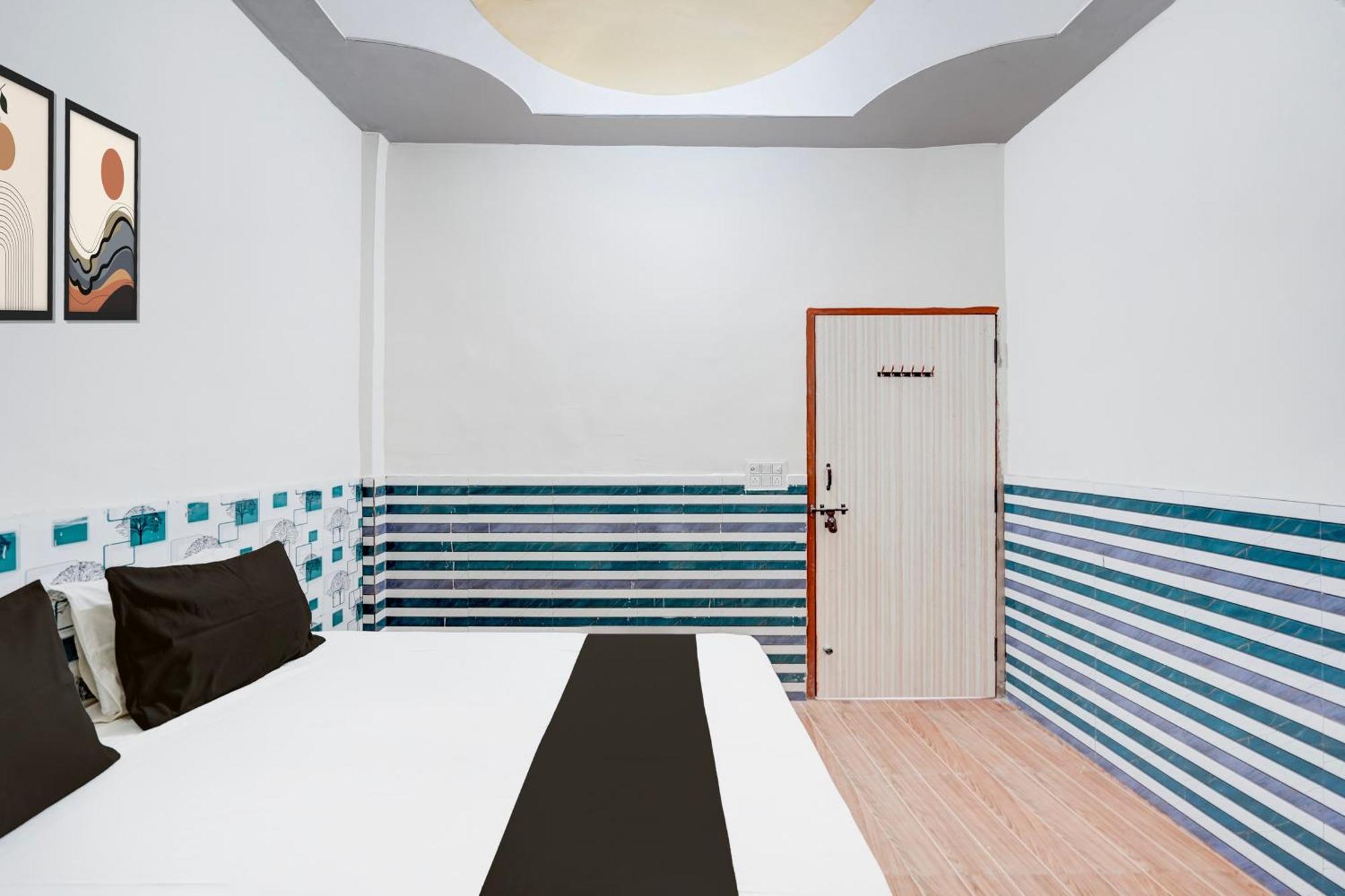 Hotel O Golden Bird Noida Zewnętrze zdjęcie